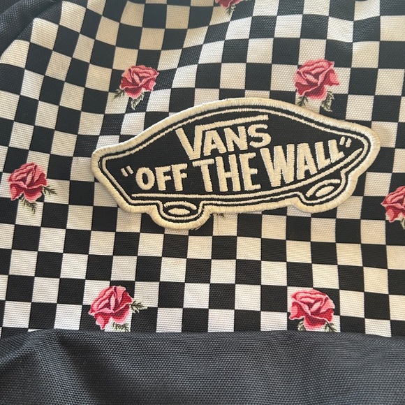 VANS Checkered and Rose OFF THE WALL Backpack - Picture 5 of 7